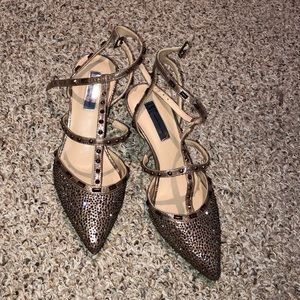 JNC close toed heels